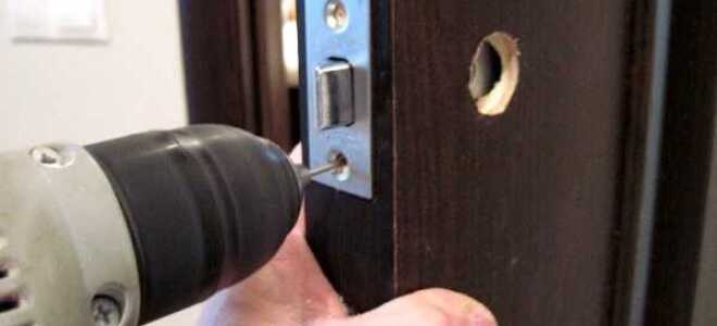 Как выполняется врезка замков