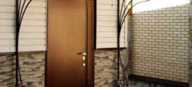 Чем и как утеплить деревянную входную дверь в частном доме