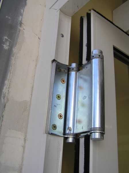 Вид на дверном полотне.