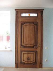 Двери из ольхи