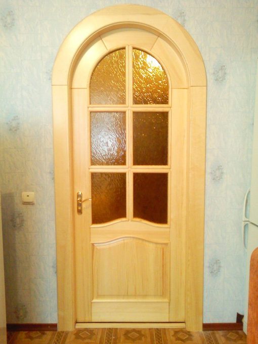 Двери из сосны