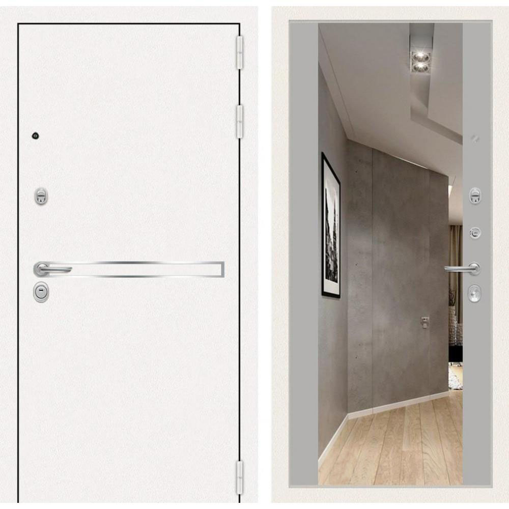 Внешний вид белой двери с зеракалом