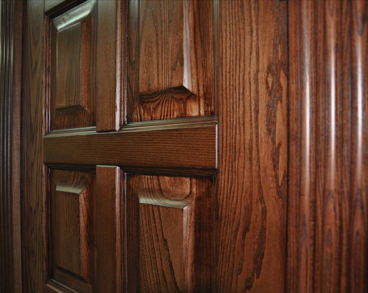 Дверь из ясеня