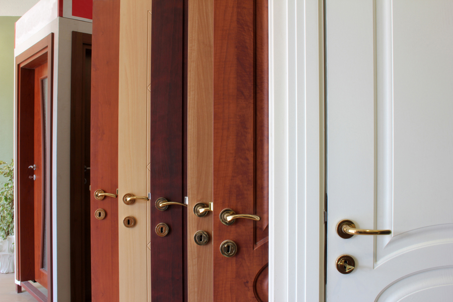 Внешний вид деревянных дверей 