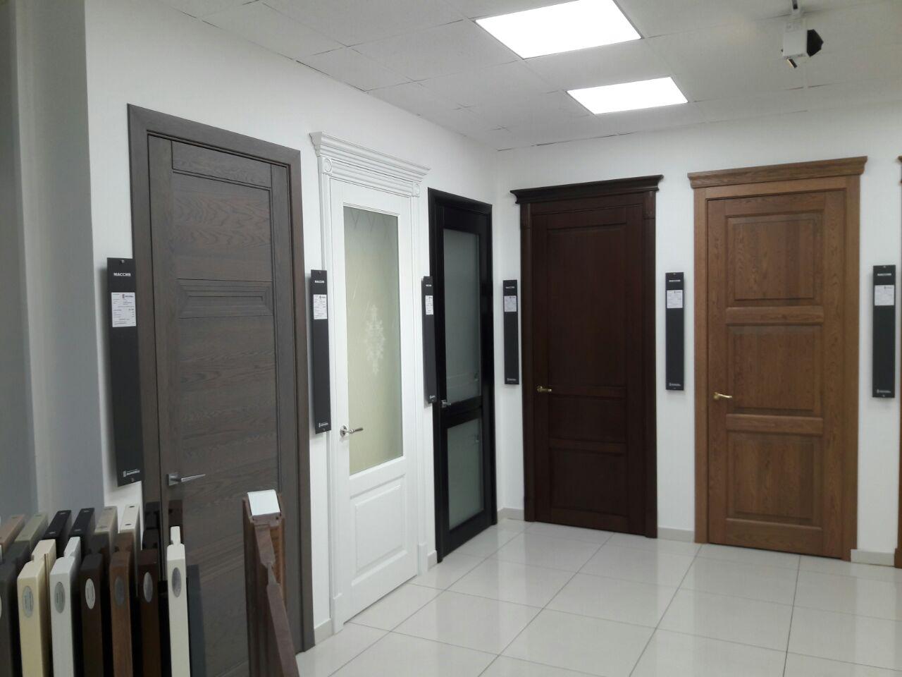 Двери Волховец в салоне продаж