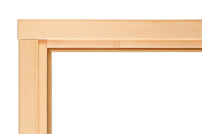 Элементы дверной коробки соединенные под прямым углом 