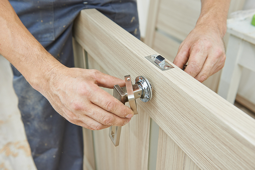 Установка ручки