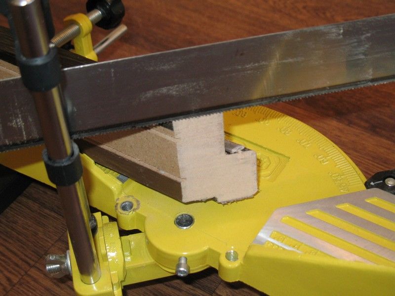 Запил дверной коробки